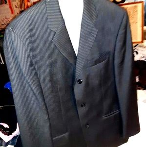 Calvin Klein Like New Men's Suit